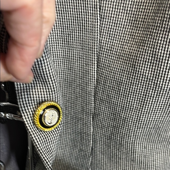 Emily… Vintage 80’s Gray and White Plaid Gingham Suit Jacket + Skirt - Picture 14 of 16